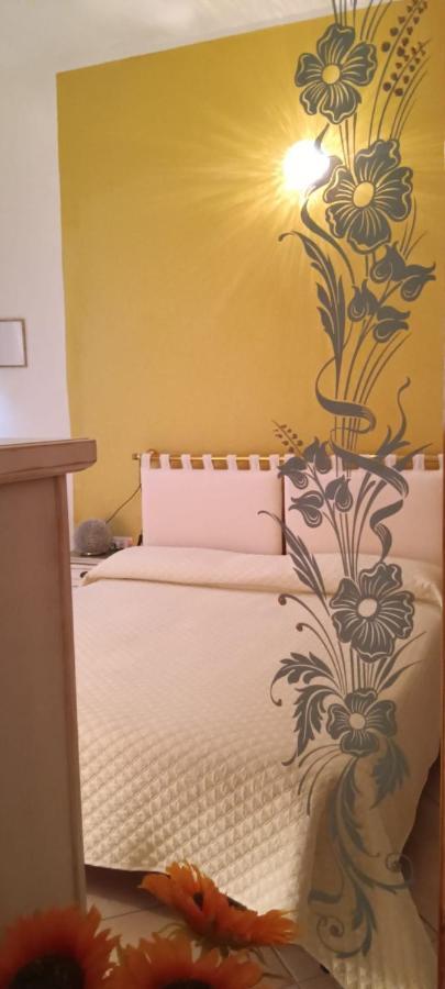 Domos Le Due Tuie Bed & Breakfast Piscinas Luaran gambar