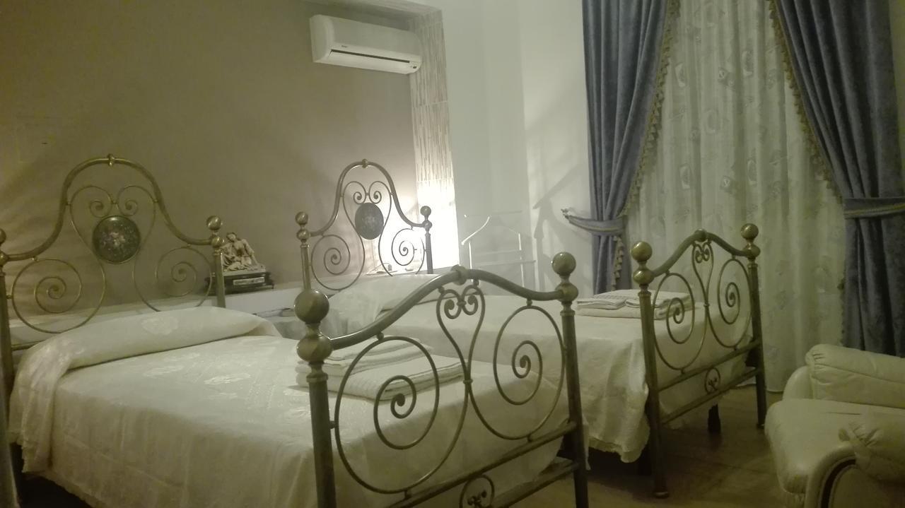 Domos Le Due Tuie Bed & Breakfast Piscinas Luaran gambar
